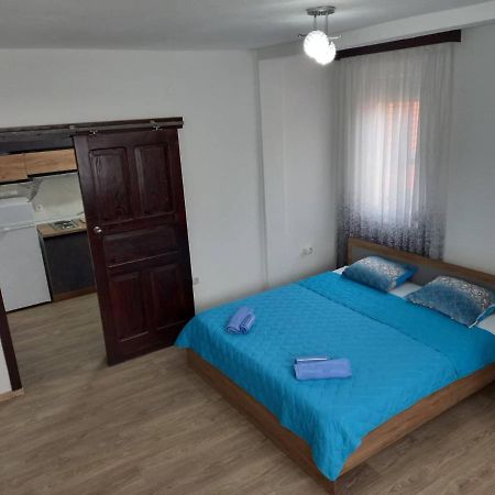 Apartmants Djekovi オフリド エクステリア 写真
