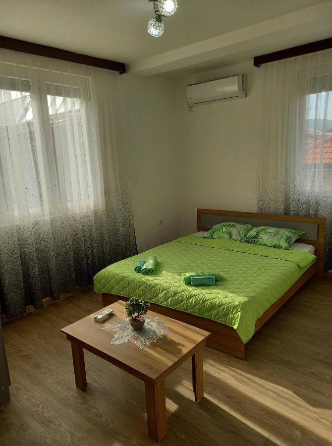Apartmants Djekovi オフリド エクステリア 写真