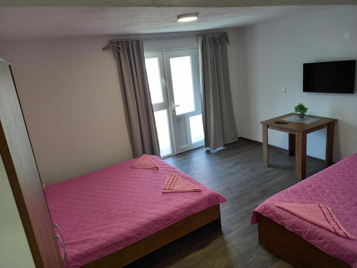 Apartmants Djekovi オフリド エクステリア 写真